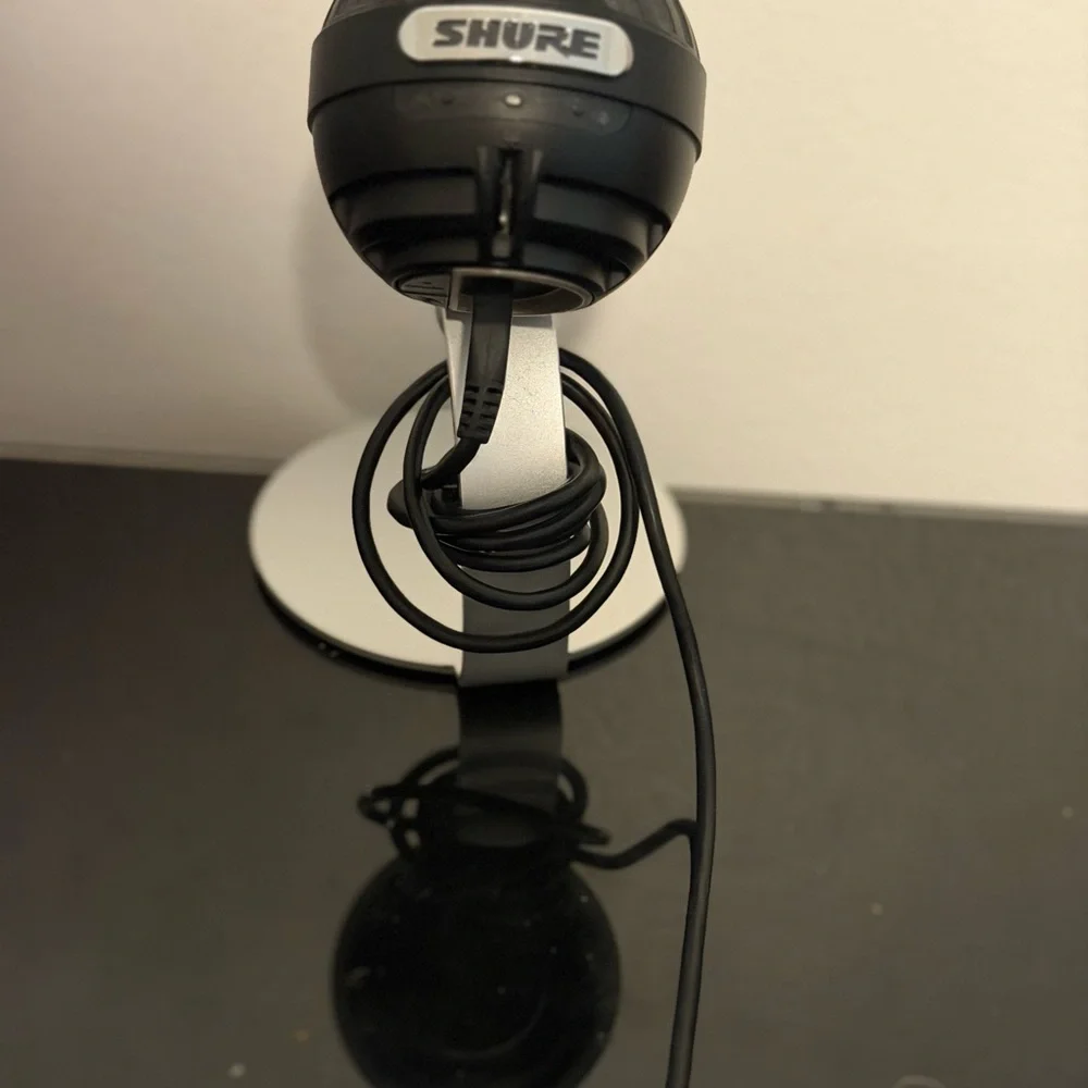 Shure Black and Silver Desktop Microphone Stand with Cable